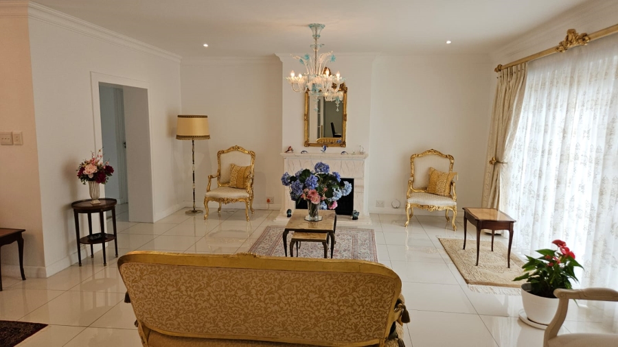 4 Bedroom Property for Sale in Constantia Western Cape